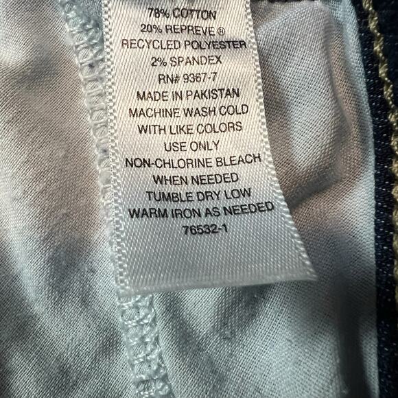 St. John’s Bay Women’s Bootcut Jeans Size 12 Dark Wash Stretch Denim - Picture 4 of 9